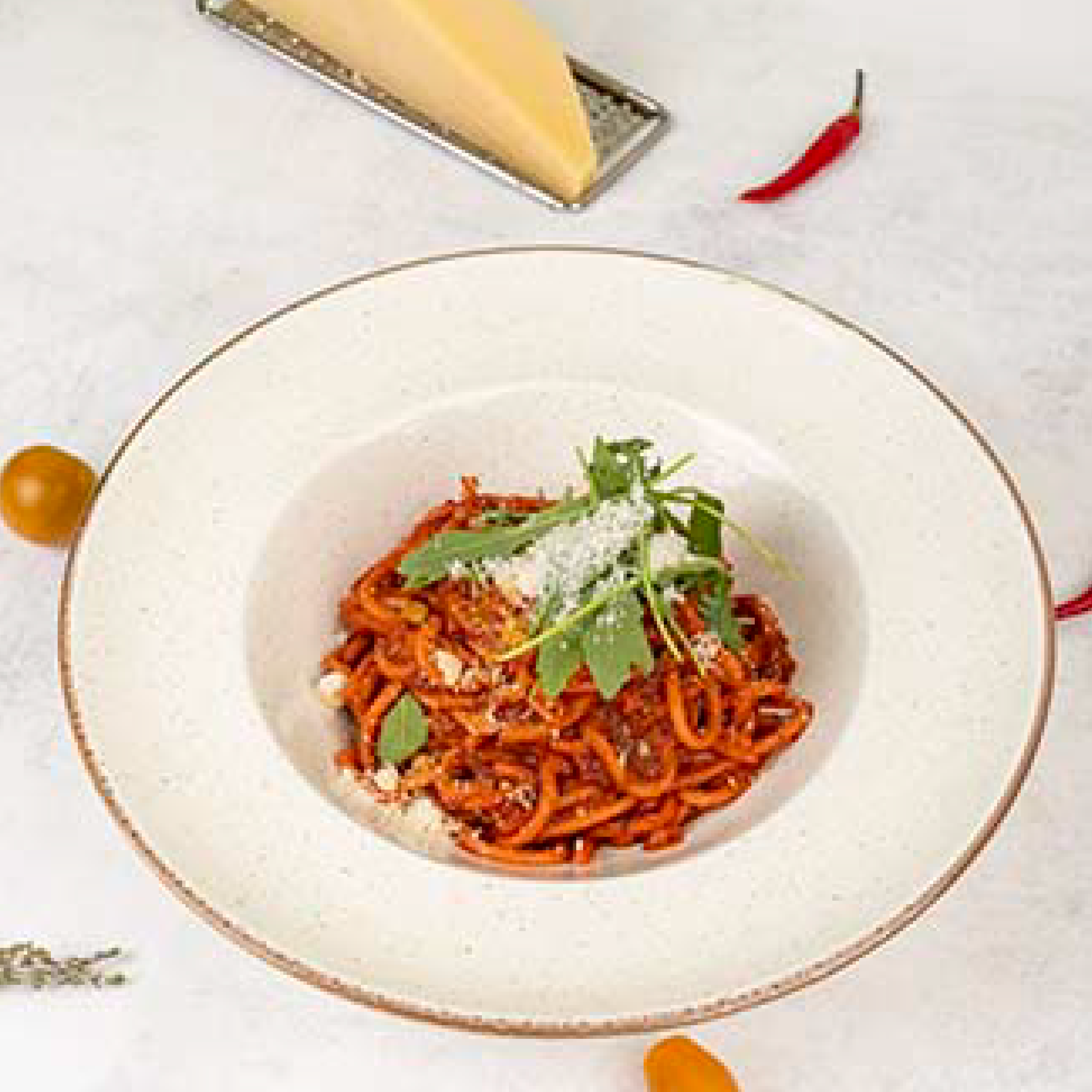 SPAGHETTI WITH RED SAUCE