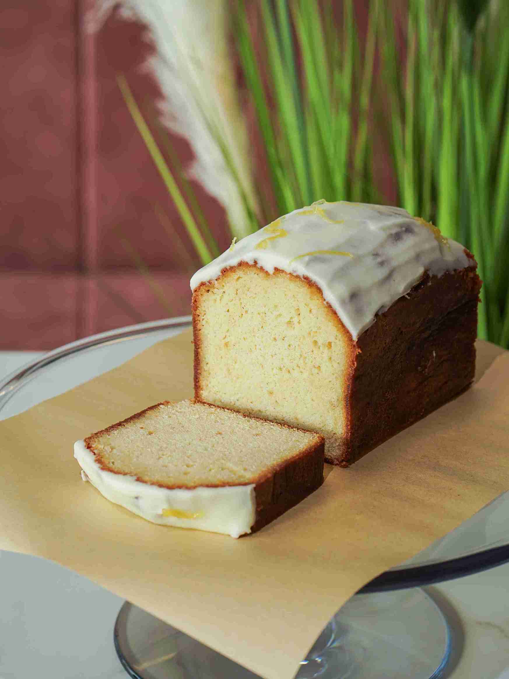 Moist Lemon Cake Slice